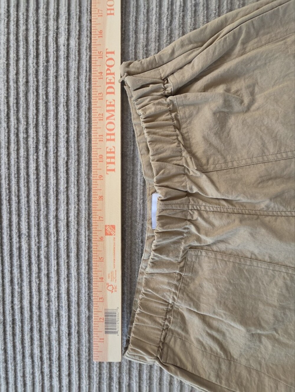Fabiana Pigna Women's Tapered Cropped Pants Medium Tan Side Zip, Elastic Waist - Picture 5 of 9